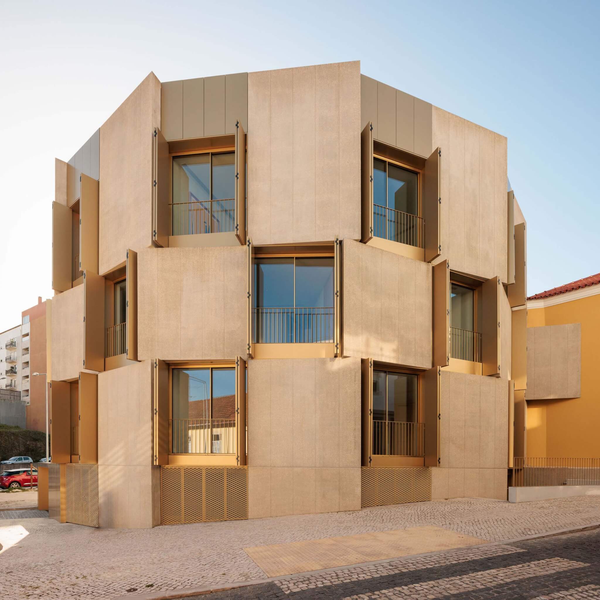 windows on the building designed by Bureau des Mésarchitectures are operable