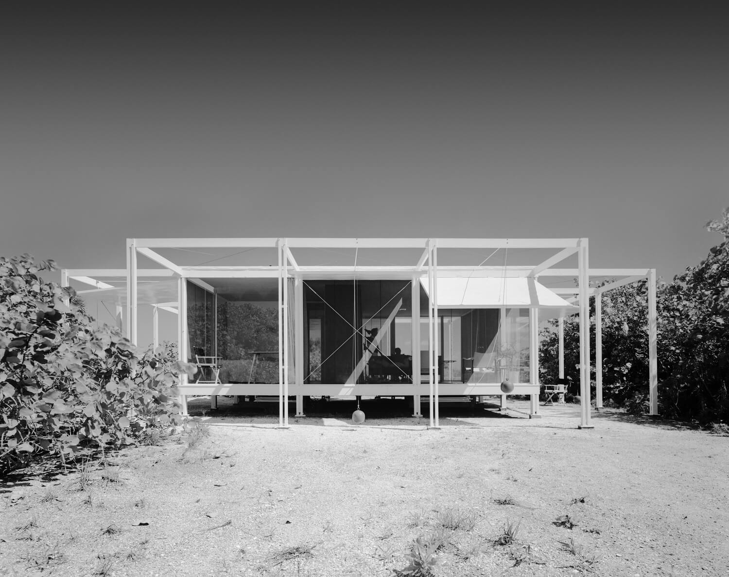 Walker Guest House in Sanibel Island, Florida, by Paul Rudolph and Ralph Twitchell